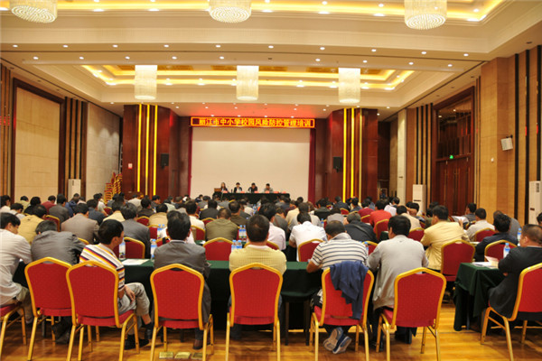 �����н��������_(k��i)��ȫ����С�W(xu��)У�@�L(f��ng)�U(xi��n)���ع�����Ӗ(x��n)��